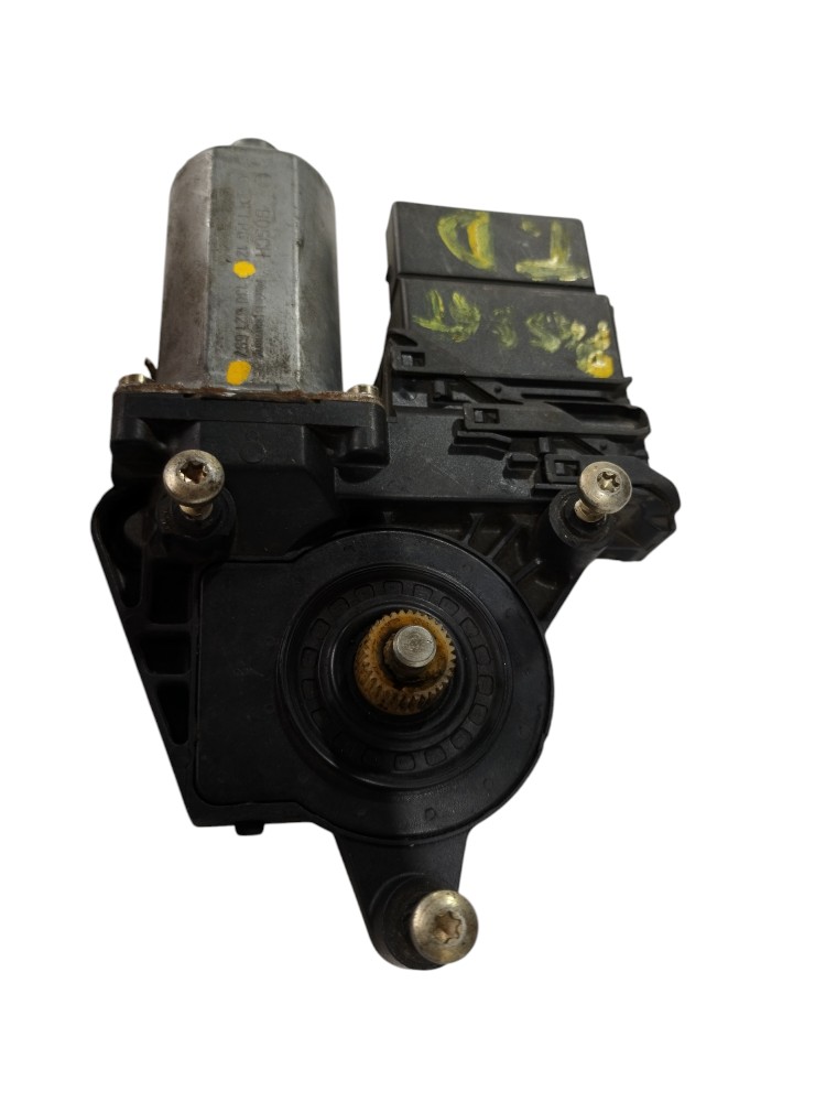 Máquina Vidro Traseira Direita Vw Passat 1998 A 2004 V300 8
