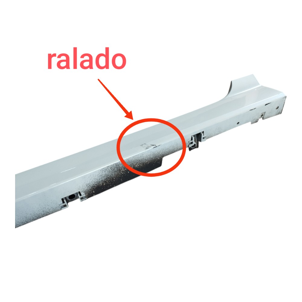 Spoiler Lateral Direito Nissan Leaf 2023 V632 6