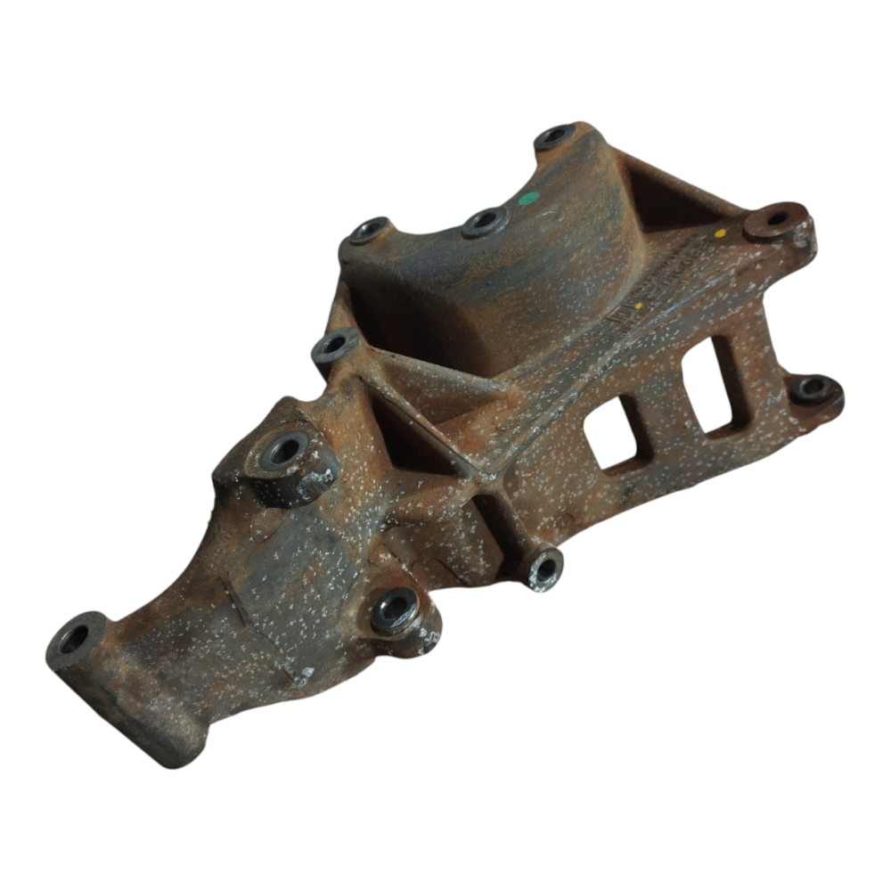 Suporte bomba hidráulica Troller T4 2006 a 12 V650