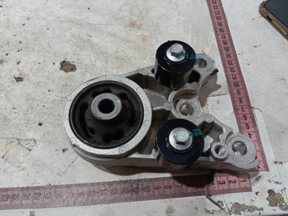 Coxim Direito Motor Byd Dolphin Gs 2024 2025 V653 8