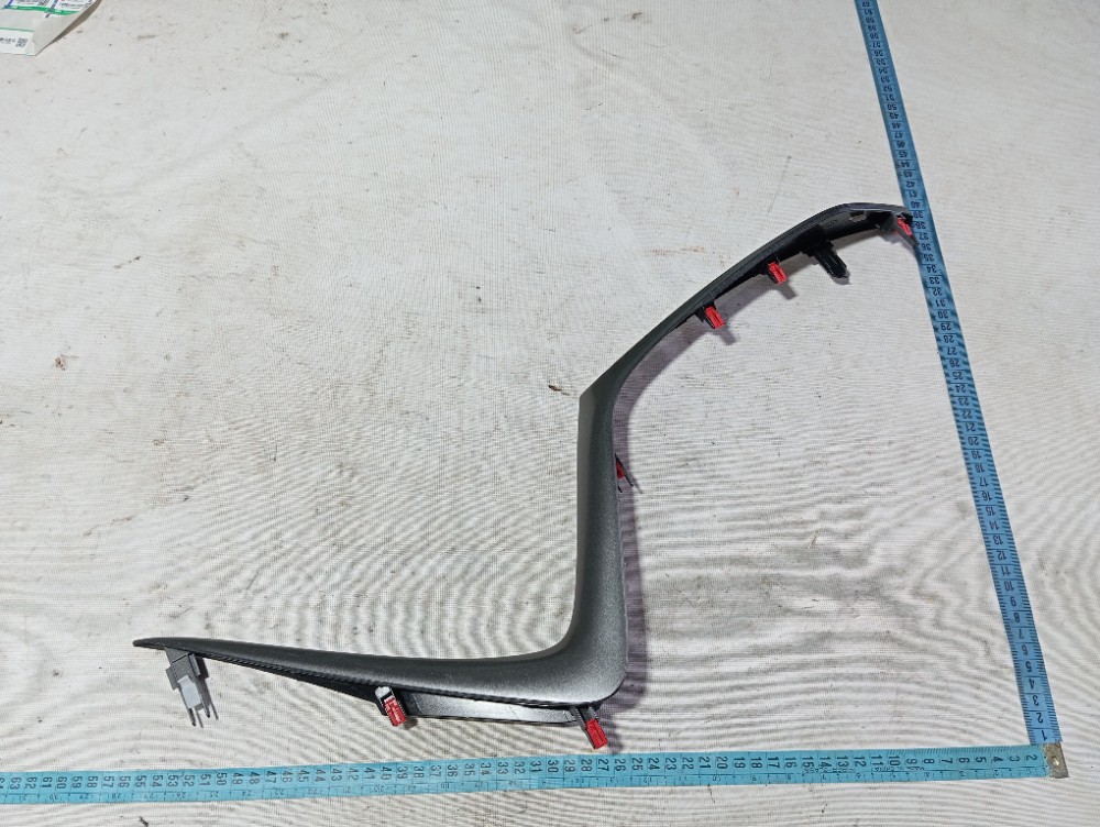 Moldura direita console Toyota Yaris 2022 2023 6