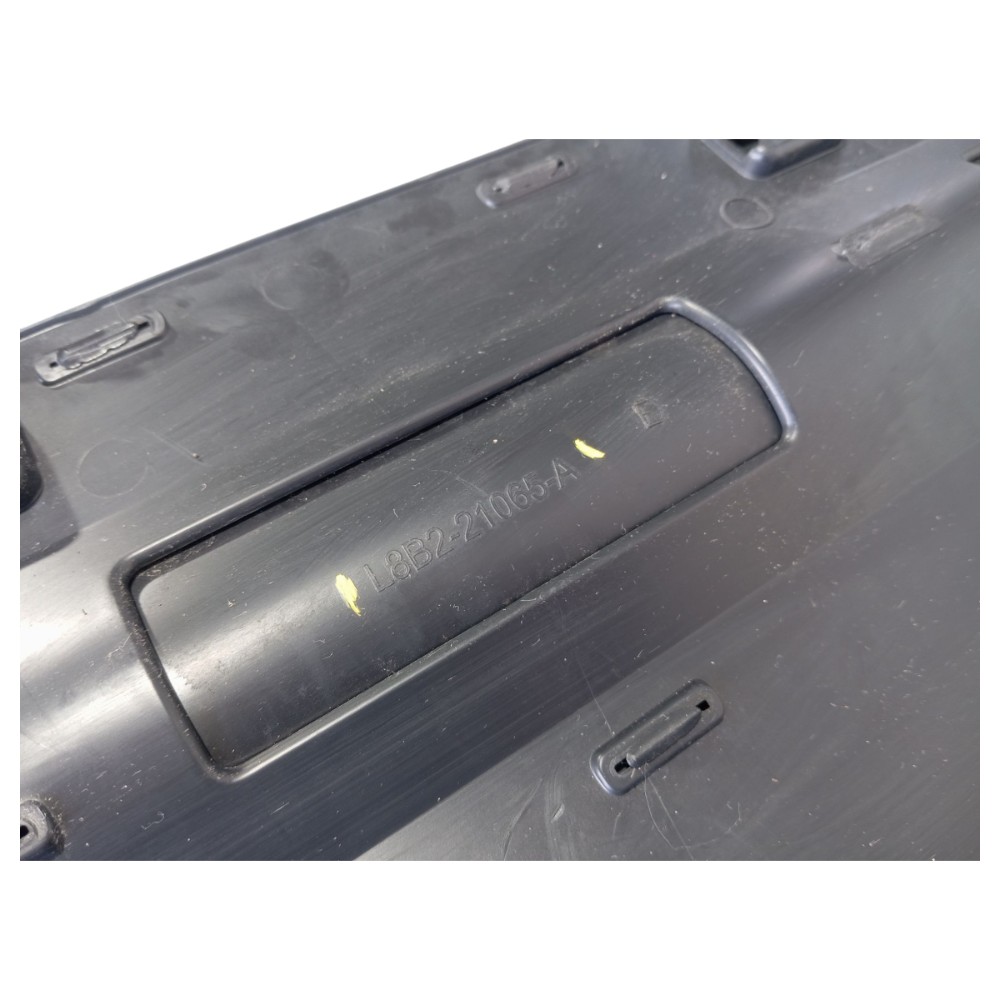 Moldura Porta Esquerda Land Rover Defender 2022 V645