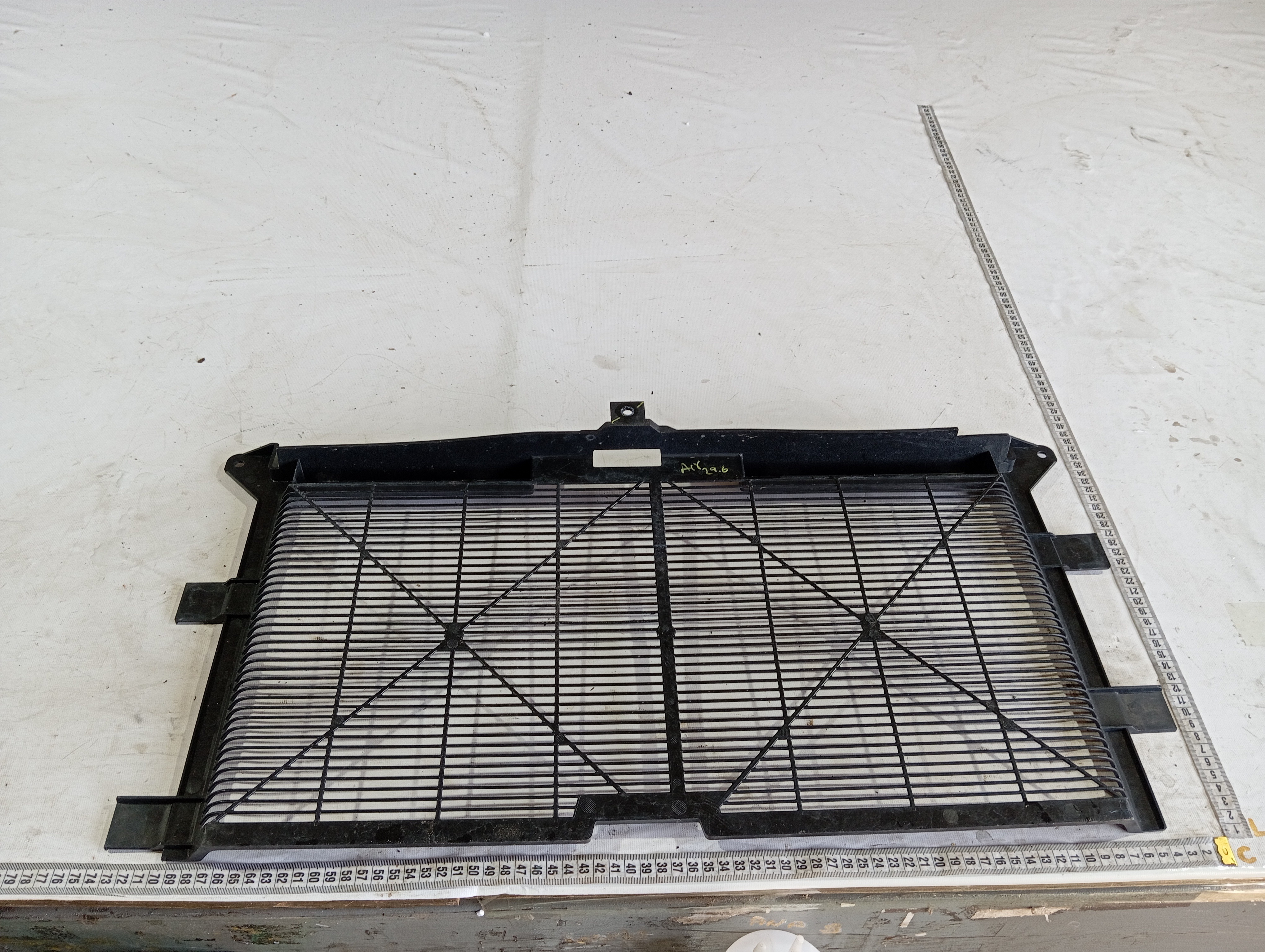 Grade Radiador Nissan Leaf 2022 V589 Preto 7