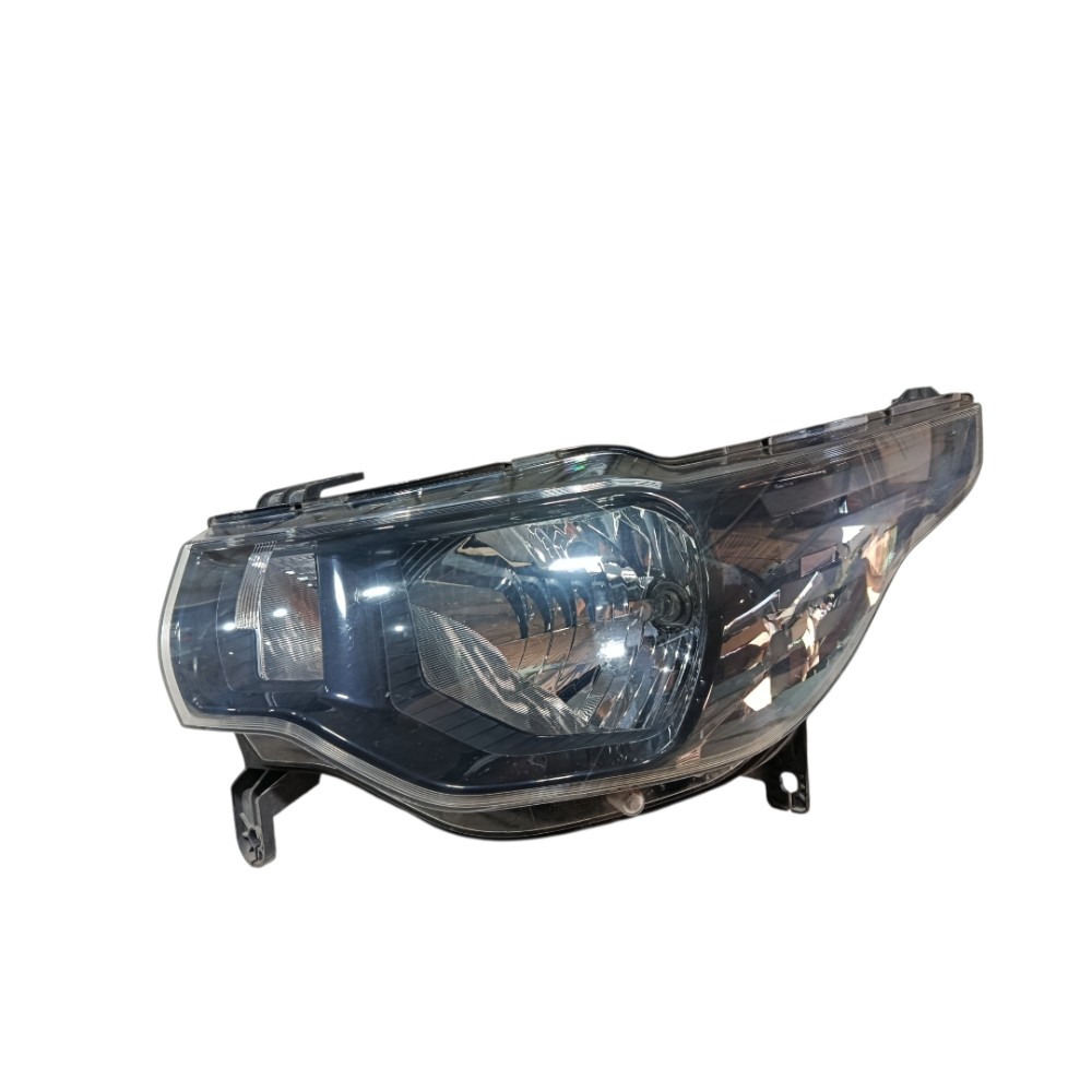 Farol esquerdo Fiat Mobi 2017