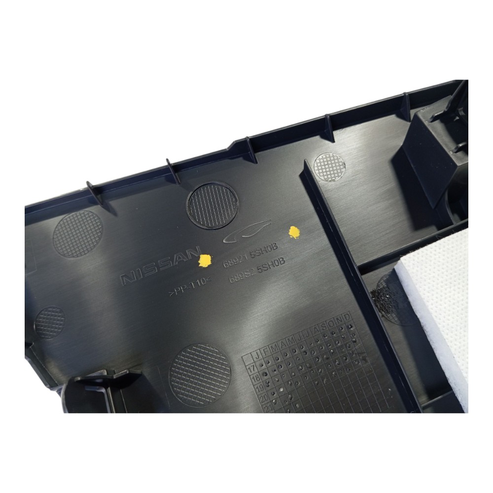 Acabamento Esquerdo Console Nissan Leaf 2023 V632 4
