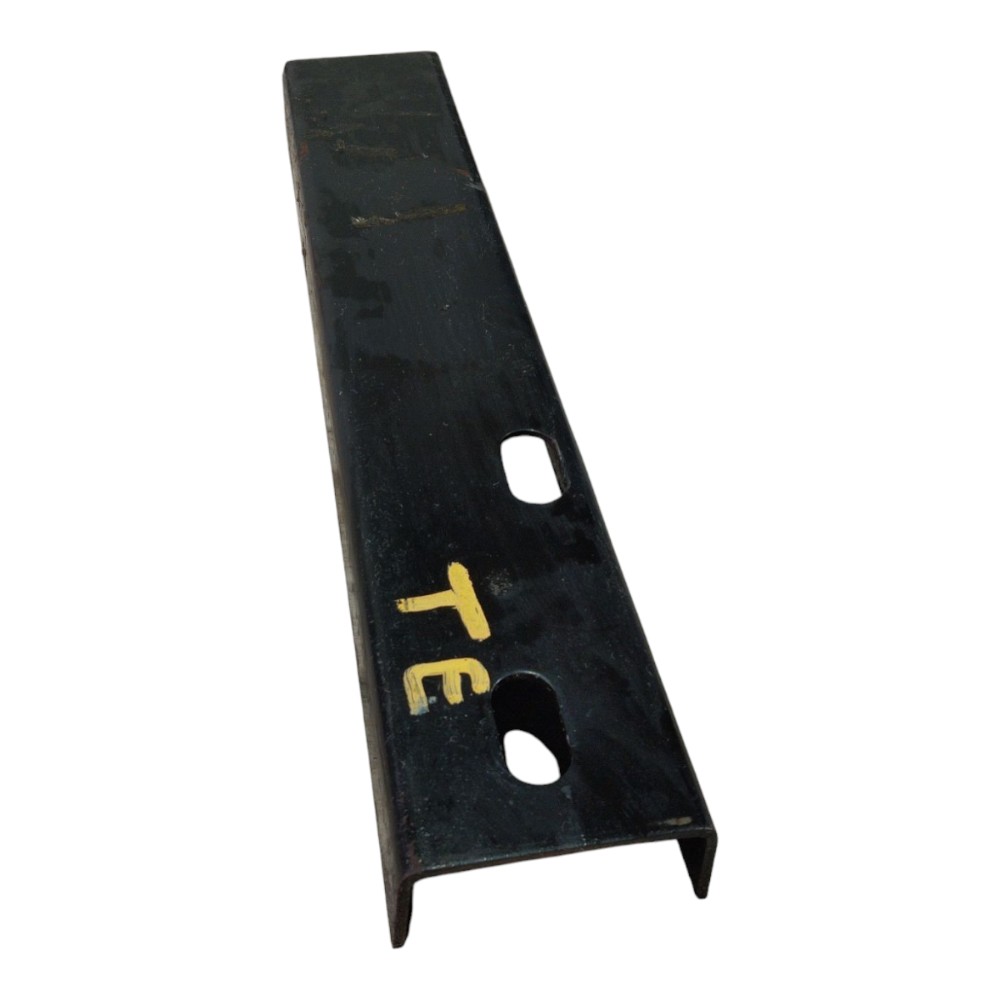 Suporte Parachoque Traseiro Esquerdo Mitsubishi L200 04 V638 4