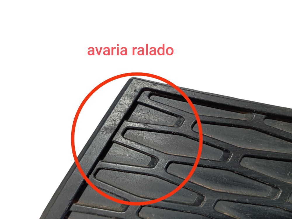 Grade Farol Milha Esquerdo Range Rover Evoque 2012 2015 V603 Preto Esquerdo