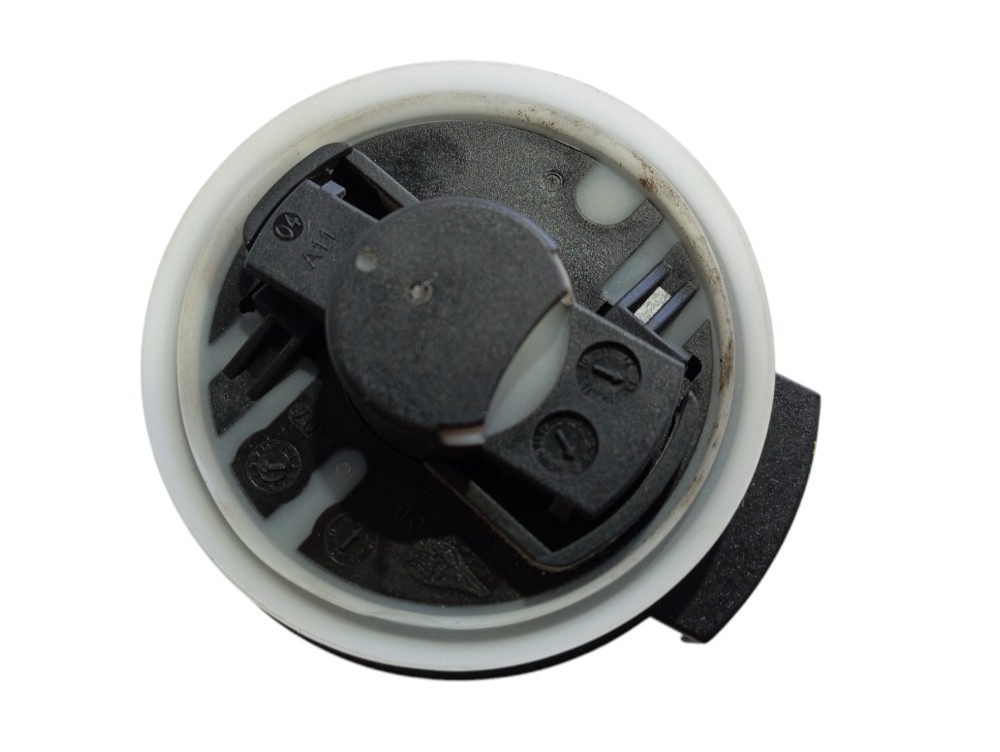 Sensor porta dianteira direita Vw Golf Highline 2014 V626 3