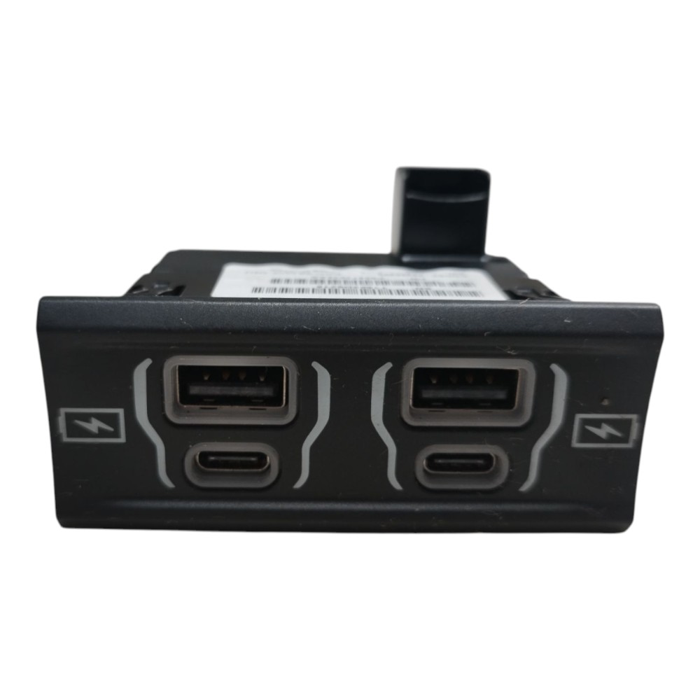 Entrada Usb Ram Rampage Rt 2023 2024 V664 8