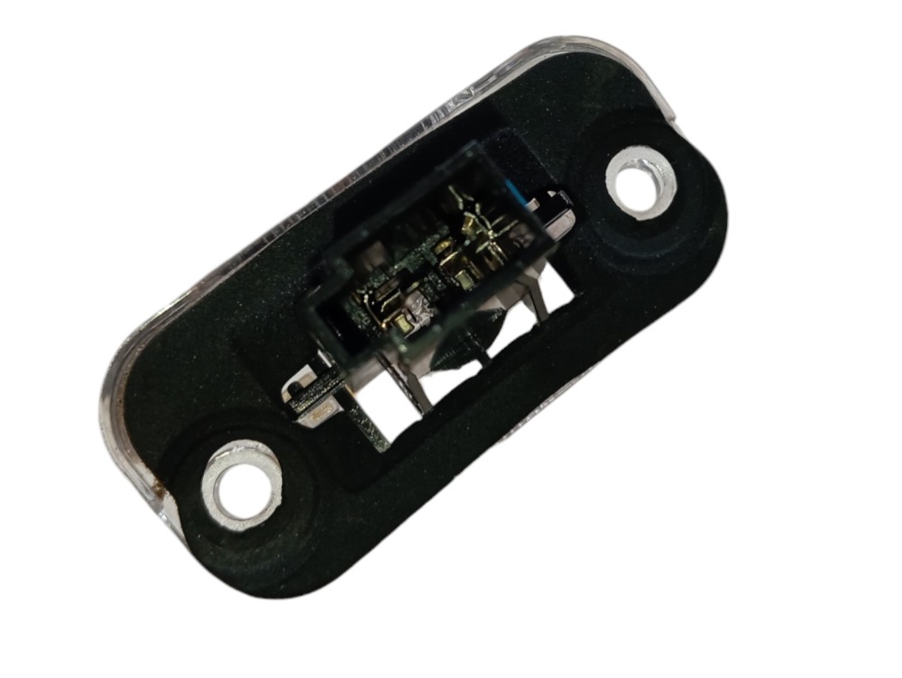 Luz Placa Chery Tiggo 5xsport 2024 V621 2