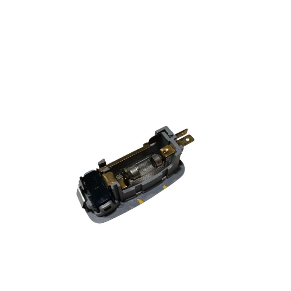 Luz cortesia esquerda Hyundai Hb20s 2015 3