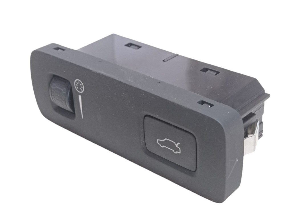 Botão Abertura Porta Malas Volvo Xc60 T5 2.0t 2020 V606