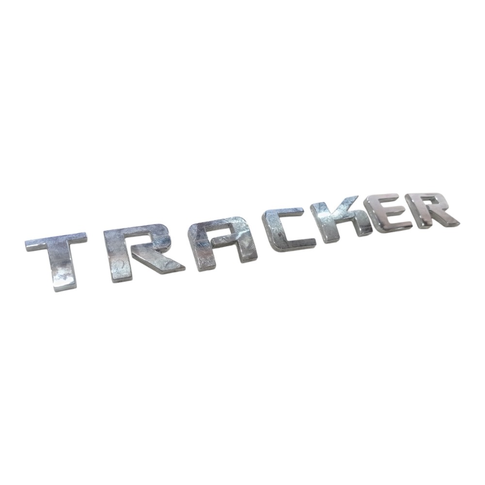 Emblema Traseiro Gm Tracker 2020 2025 V627 2