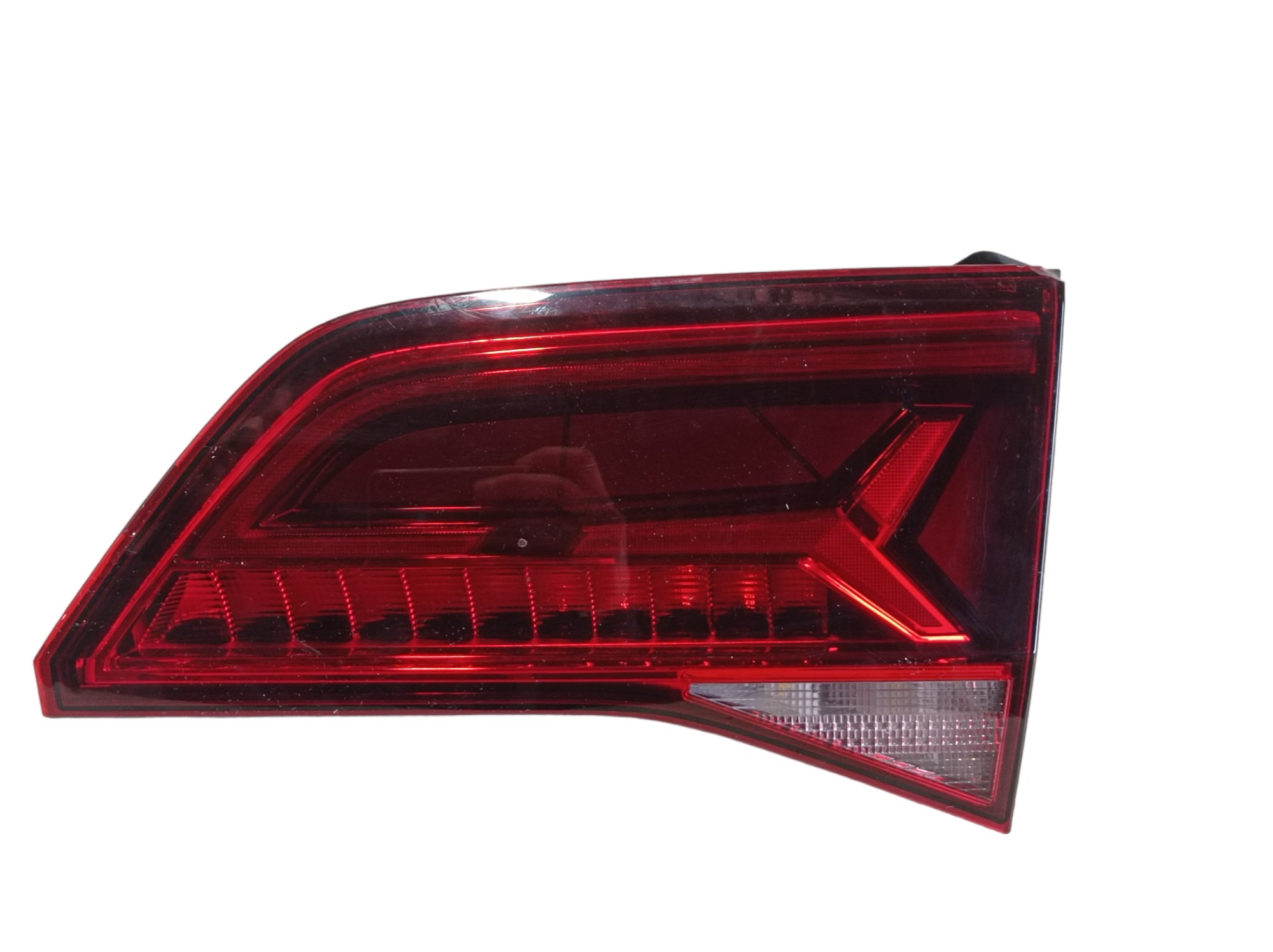 Lanterna Direita Tampa Porta Malas Vw Taos 22 2024 V601 1