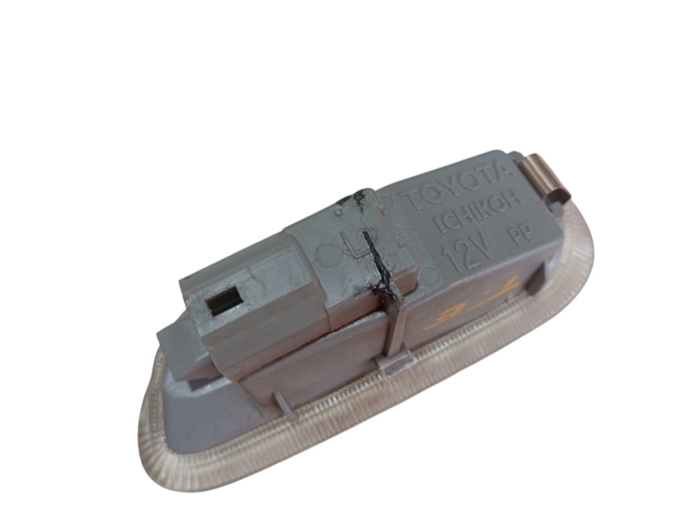 Luz Cortesia Porta Traseira Esquerda Cruiser Prado 2005 V620 1