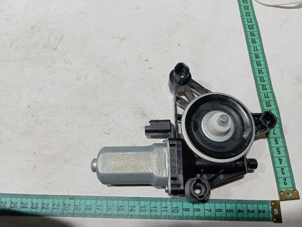 Motor máquina vidro porta diant esquerda Song Pro 2025 V669 9