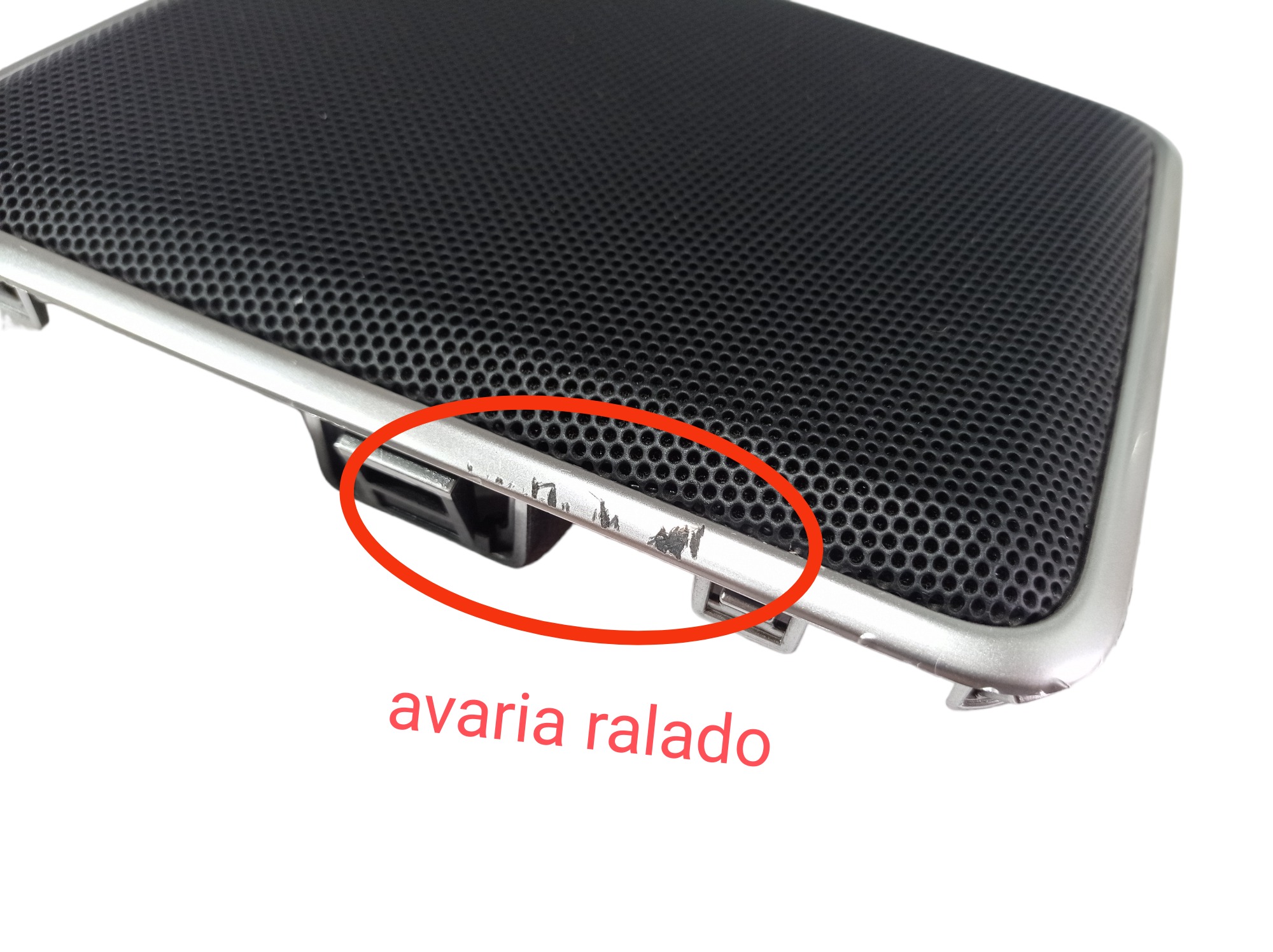 Tela Alto Falante Direito Portamalas Range Rover Sport V573 Preto 3