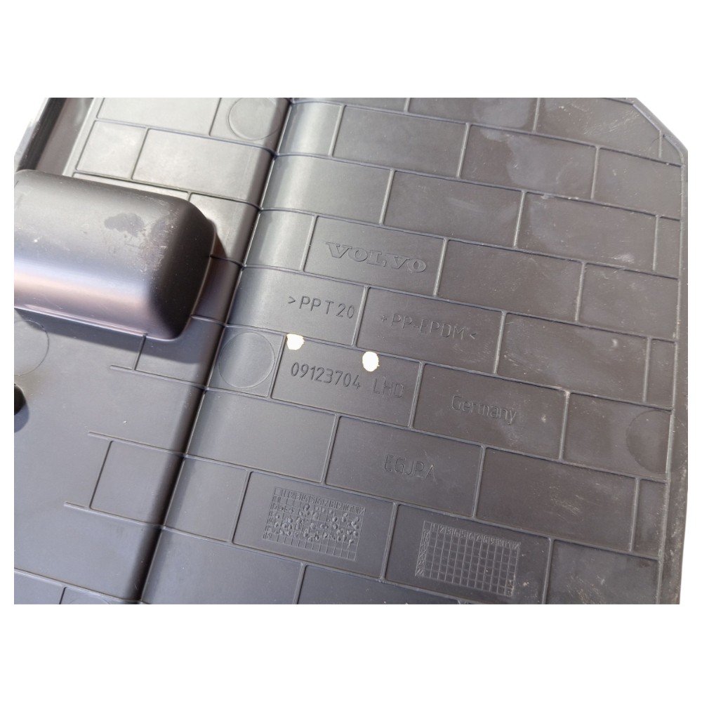 Moldura Porta Luvas Volvo V40 T3 2013 2019 V652 3