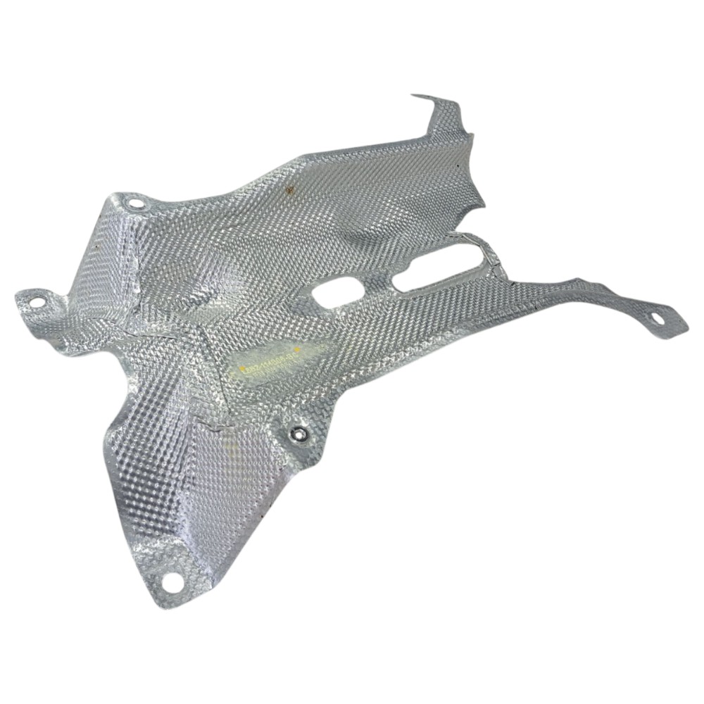 Defletor Escapamento Land Rover Defender 2.0 2022 V645 3