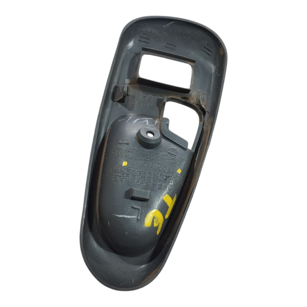 Moldura Maçaneta Interna Traseiro Esq L200 Sport 2004 V638 2