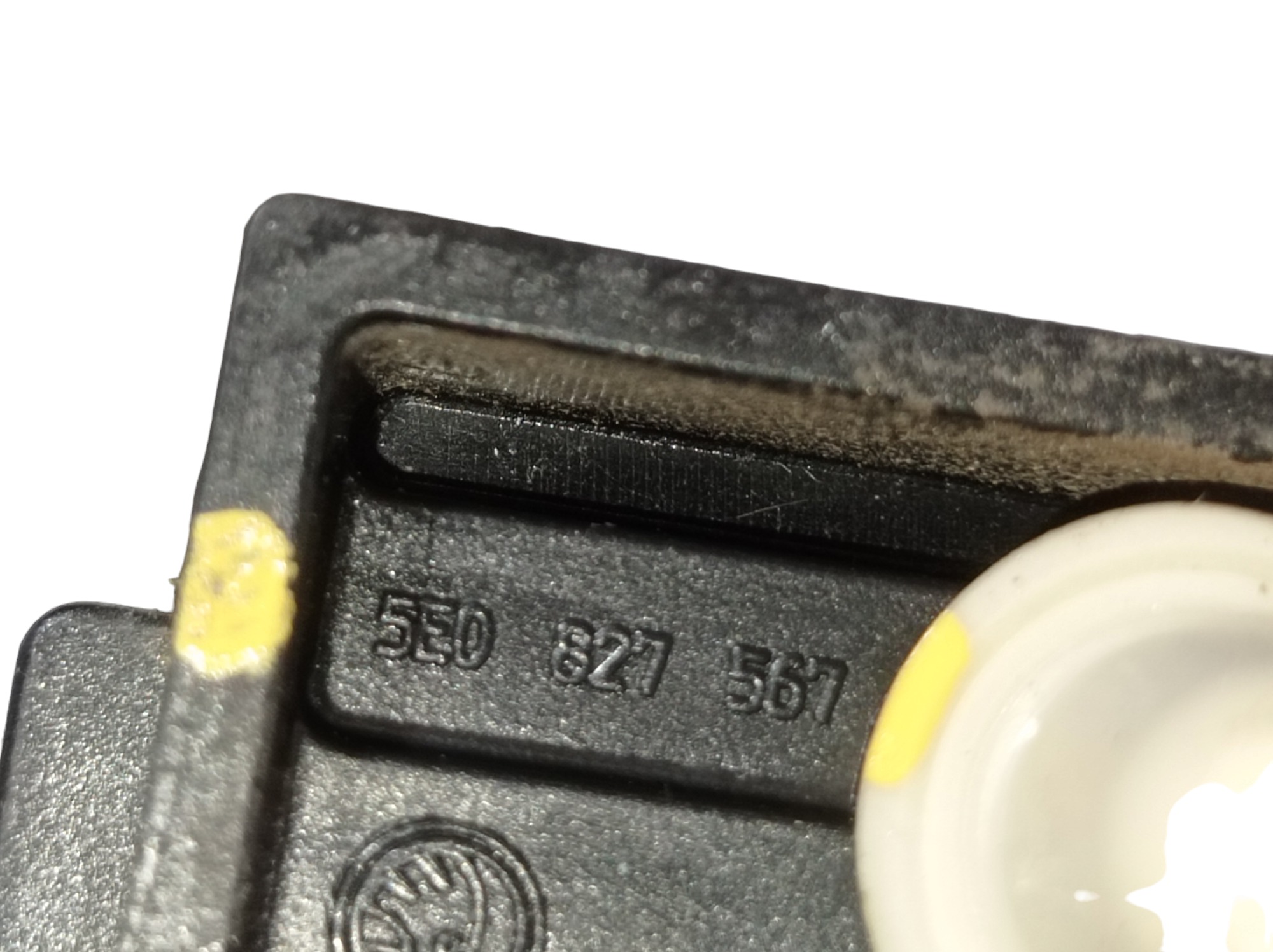 Batente Tampa Traseira Vw Taos Highline 250 22 2024 V601 7