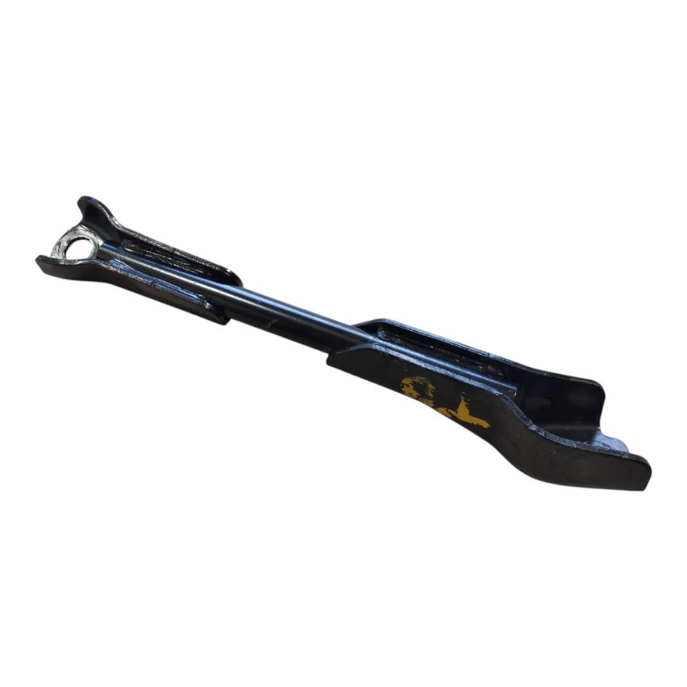 Travessa traseira direita quadro Land Rover Defender V645 2
