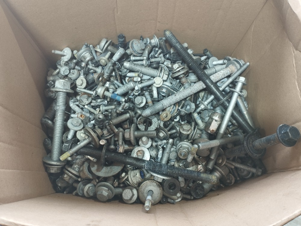 Parafusos Diversos Land Rover Defender 2022 V645 4