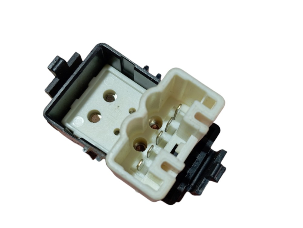 Botão Porta Traseira Direita Land Cruiser Prado 2005 V620 5