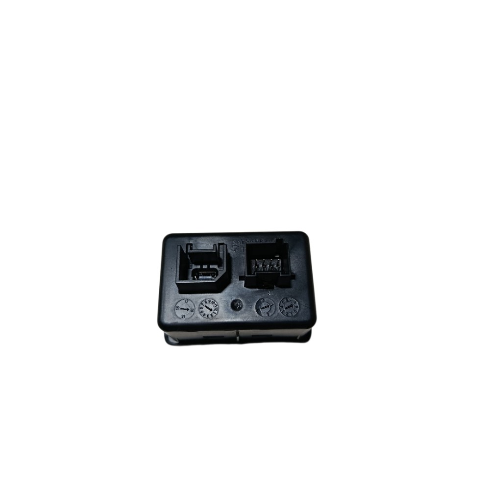 Entrada USB auxiliar Fiat Mobi 2018 7