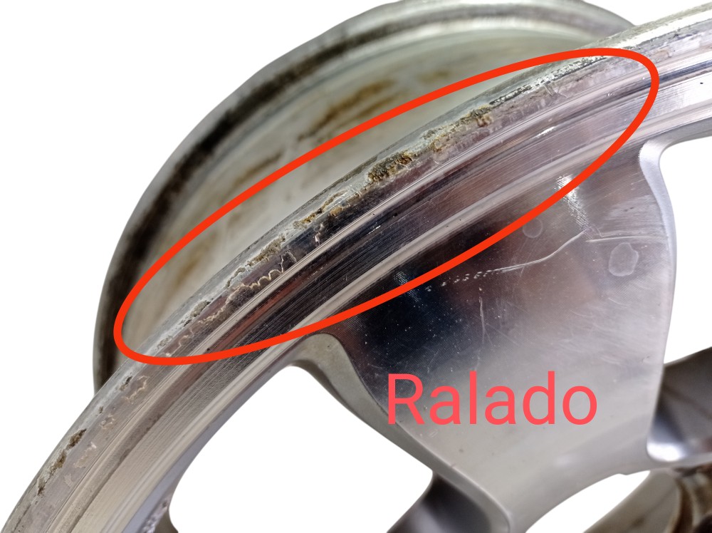 Roda Aro 15 Toyota Prado 3.0 2005 V620 6