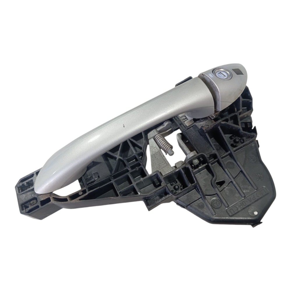 Maçaneta Ext Porta Dianteira Esquerda Mercedes B180 10 V630 Dianteira 6