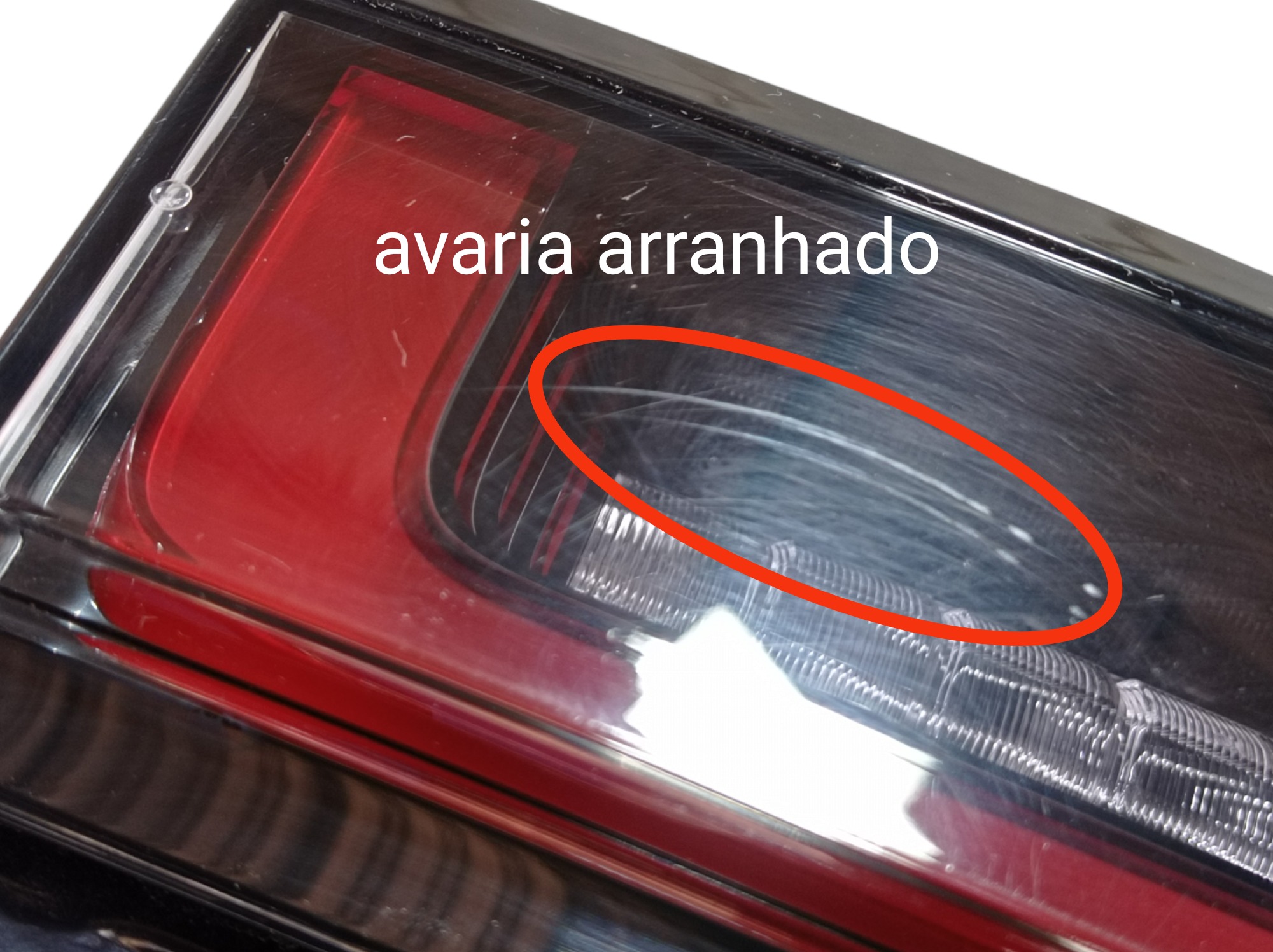 Lanterna Tampa Traseira Esquerda  Evoque 2022 V572 5