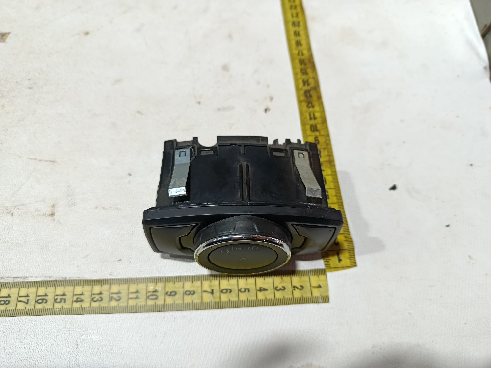 Comando farol abertura tampa traseira Ford Ka 2017 8