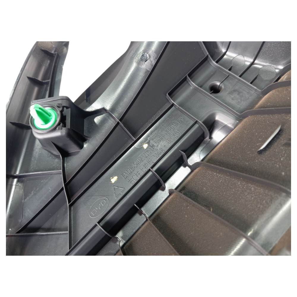 Acabamento Direito Porta Malas Byd Dolphin 2024 V653 8