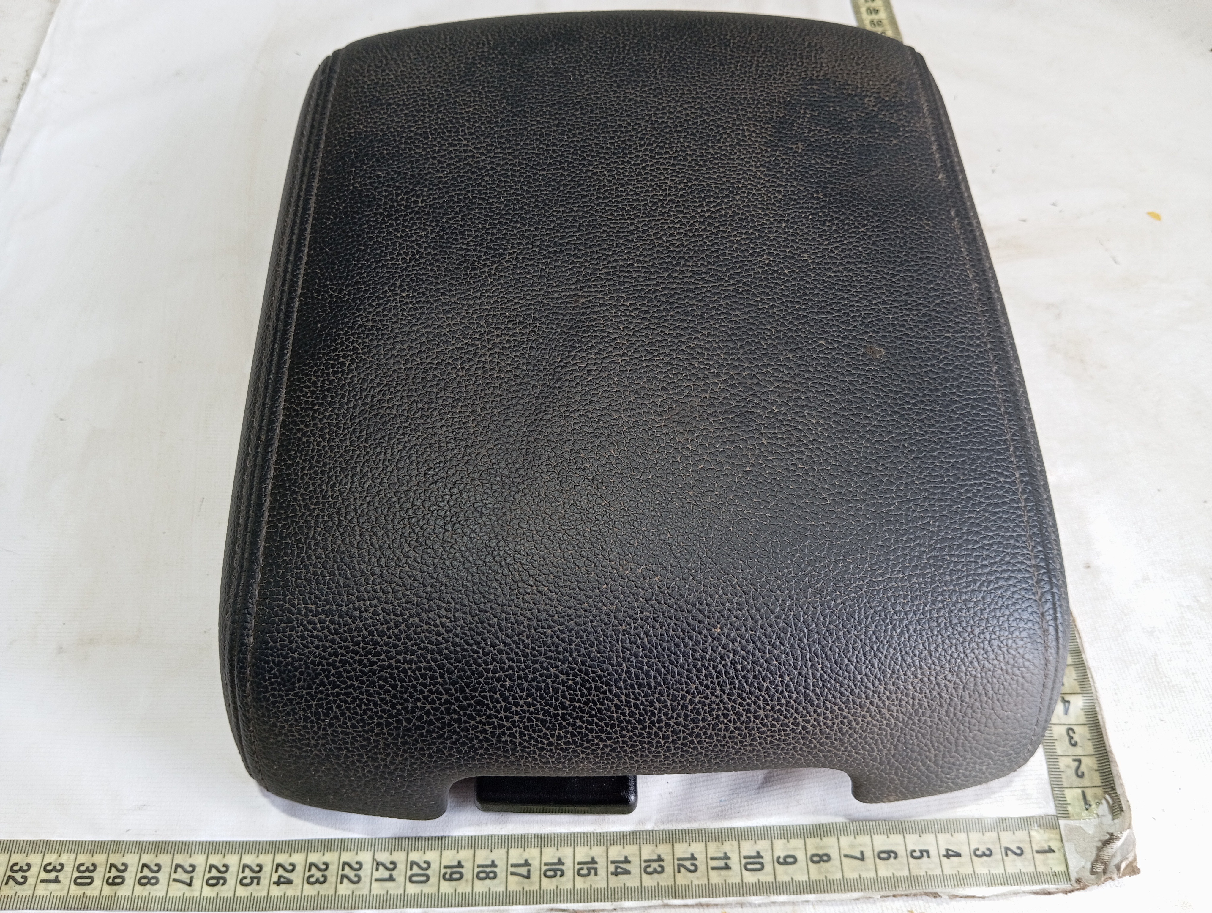 Apoio Braço Console Mitsubishi Pajero Full 3.2 2020 V599 Preto 9
