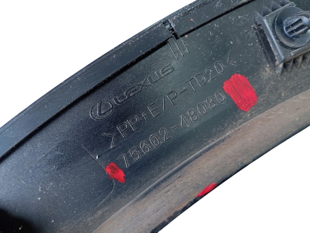 Moldura Paralama Esquerda Lexus Rx500hf 2023 V619 8