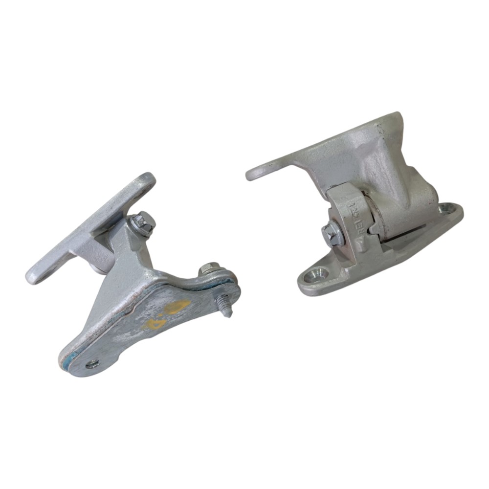 Dobradiça Porta Dianteiro Direito Mercedes B180 2010 V630 2