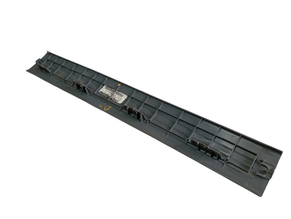 Soleira Dianteira Direita Chrysler Grand Caravan 2005 V368 2