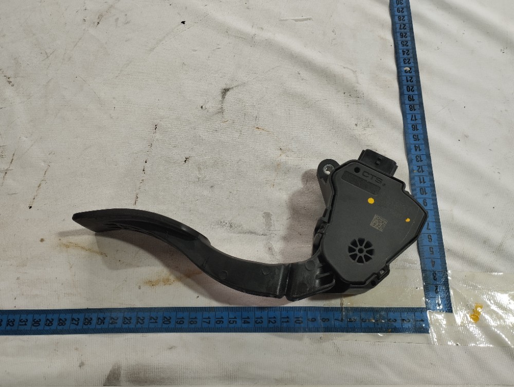 Pedal Acelerador Nissan Leaf 2023 V632 9