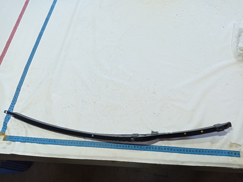 Guia Vidro Porta Traseira Esquerda Vw Golf 2012 V435 9