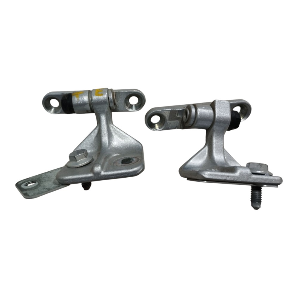 Dobradiça Porta Traseira Esquer Mercedes C180 2002 2007 V661 2