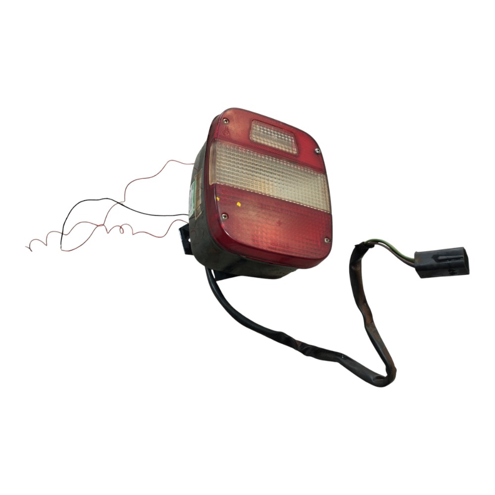 Lanterna Esquerda Troller T4 2011 V650 8