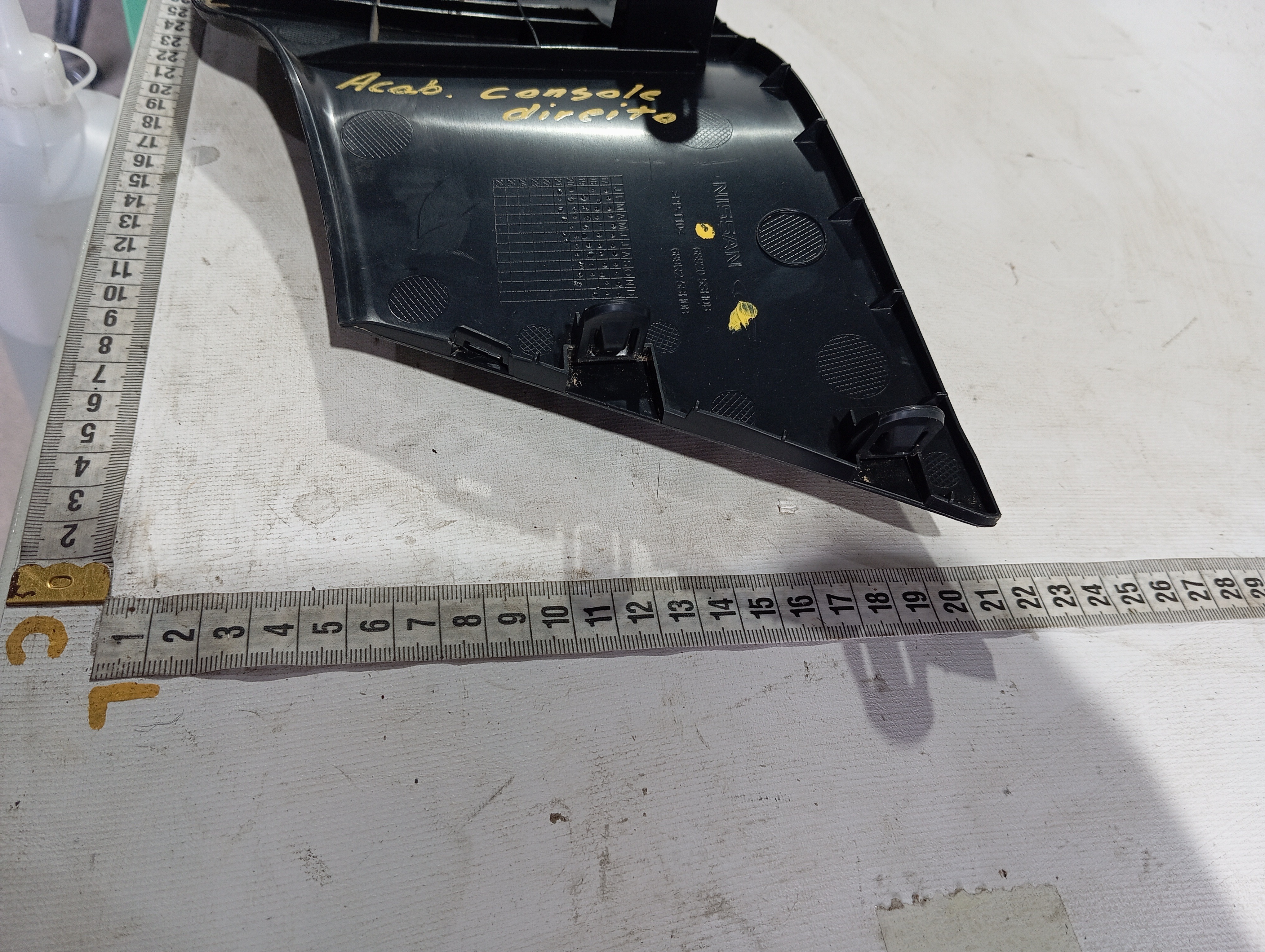 Acabamento Direito Console Nissan Leaf 2022 V589 9
