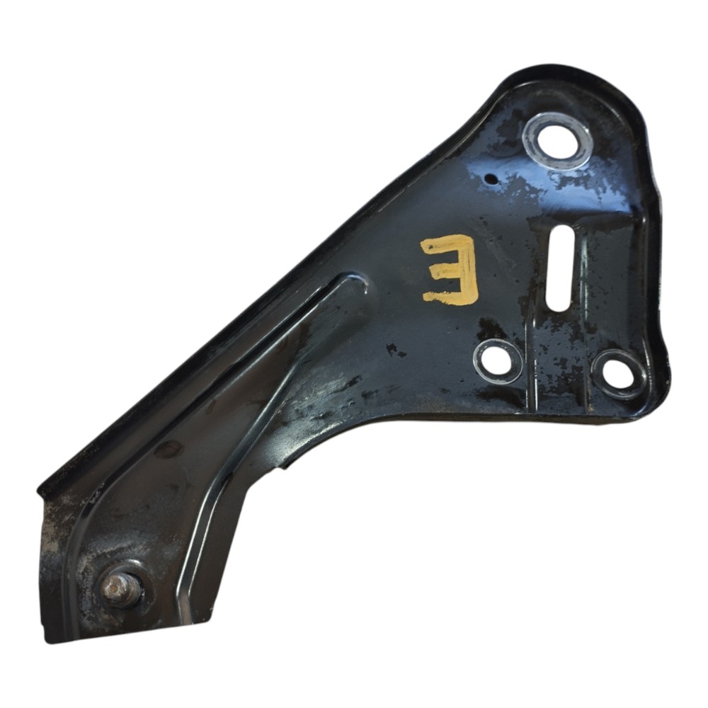 Suporte esquerdo quadro suspensão Volvo V40 t3 2016 V652 2