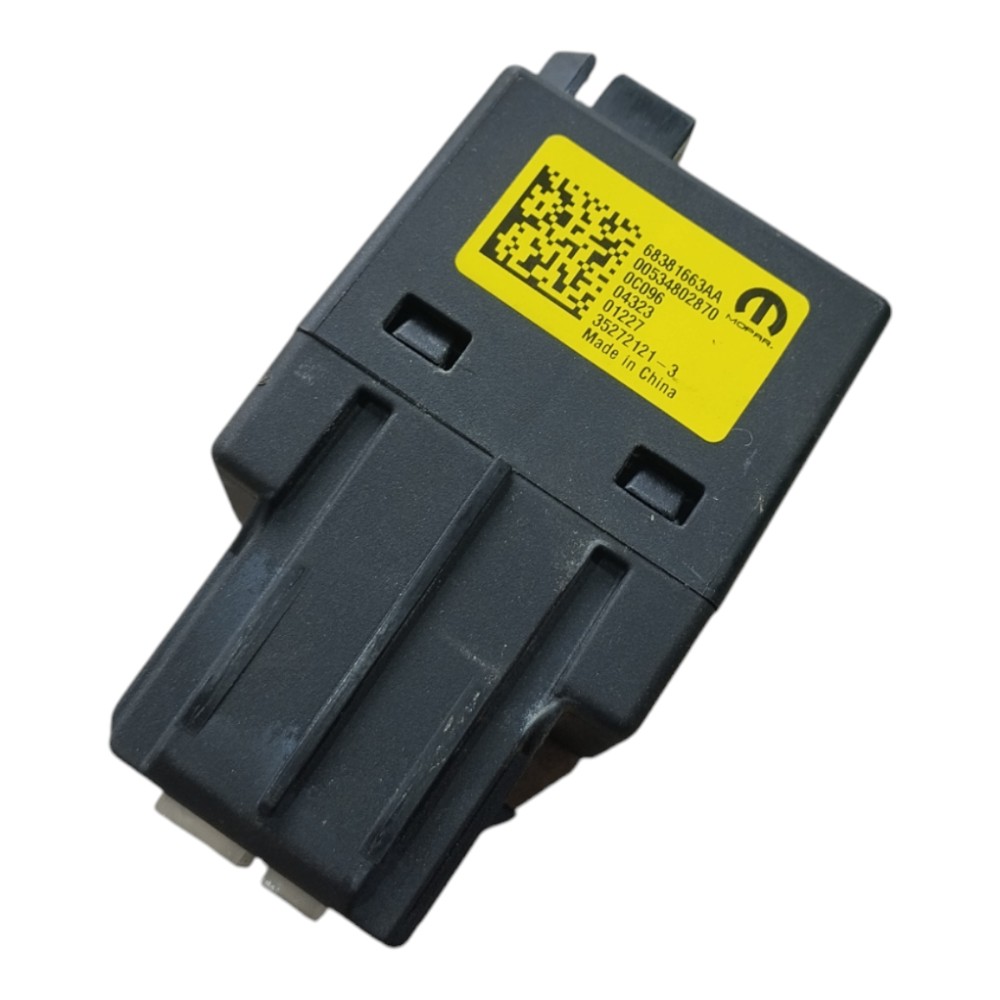 Entrada Usb Ram Rampage Rt 2023 2024 V641 7