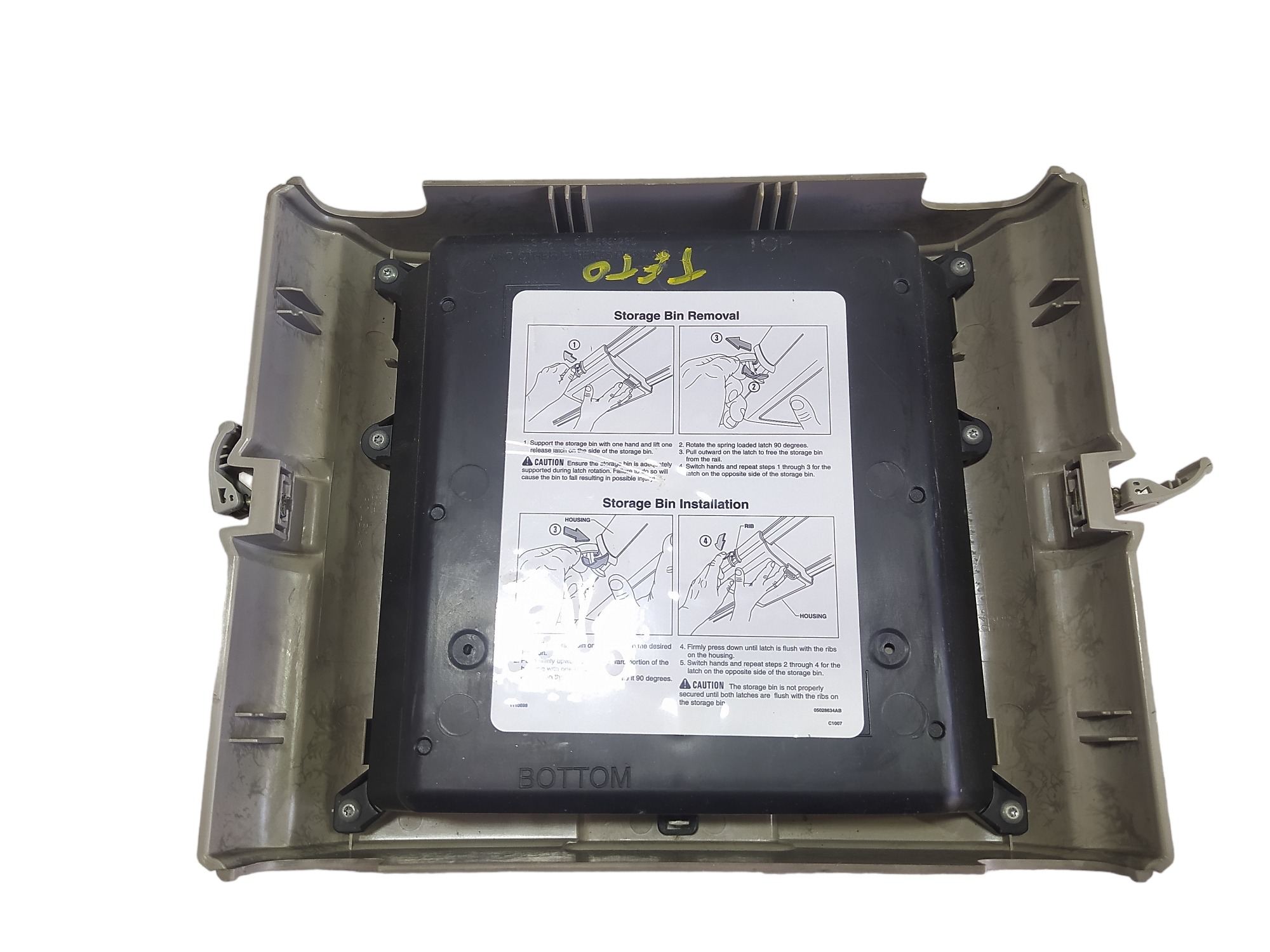 Compartimento Do Teto Chrysler Grand Caravan 2005 V586 7
