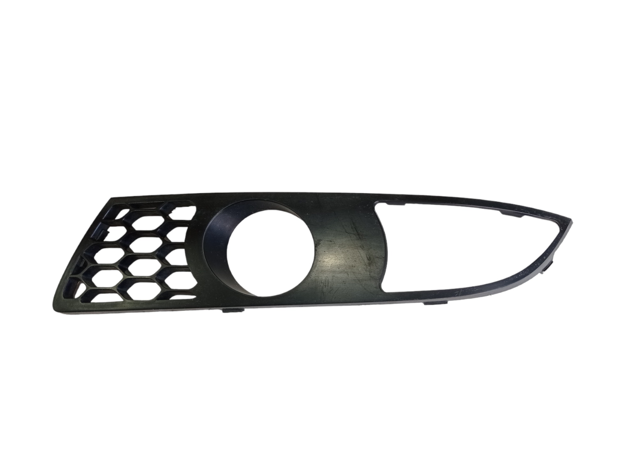Moldura Farol De Milha Esquerdo Chery Cielo 2011 A 2012 V514 Esquerdo 2