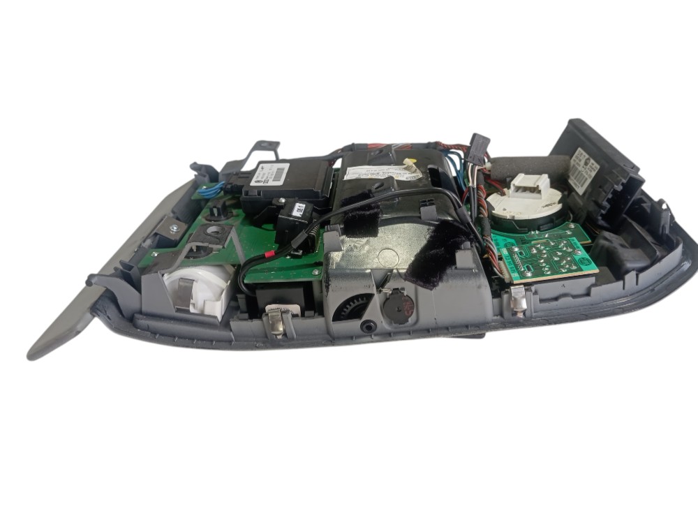 Luz  Teto Cortesia Dianteira Porsche Cayenne 03 A 08 V371 8