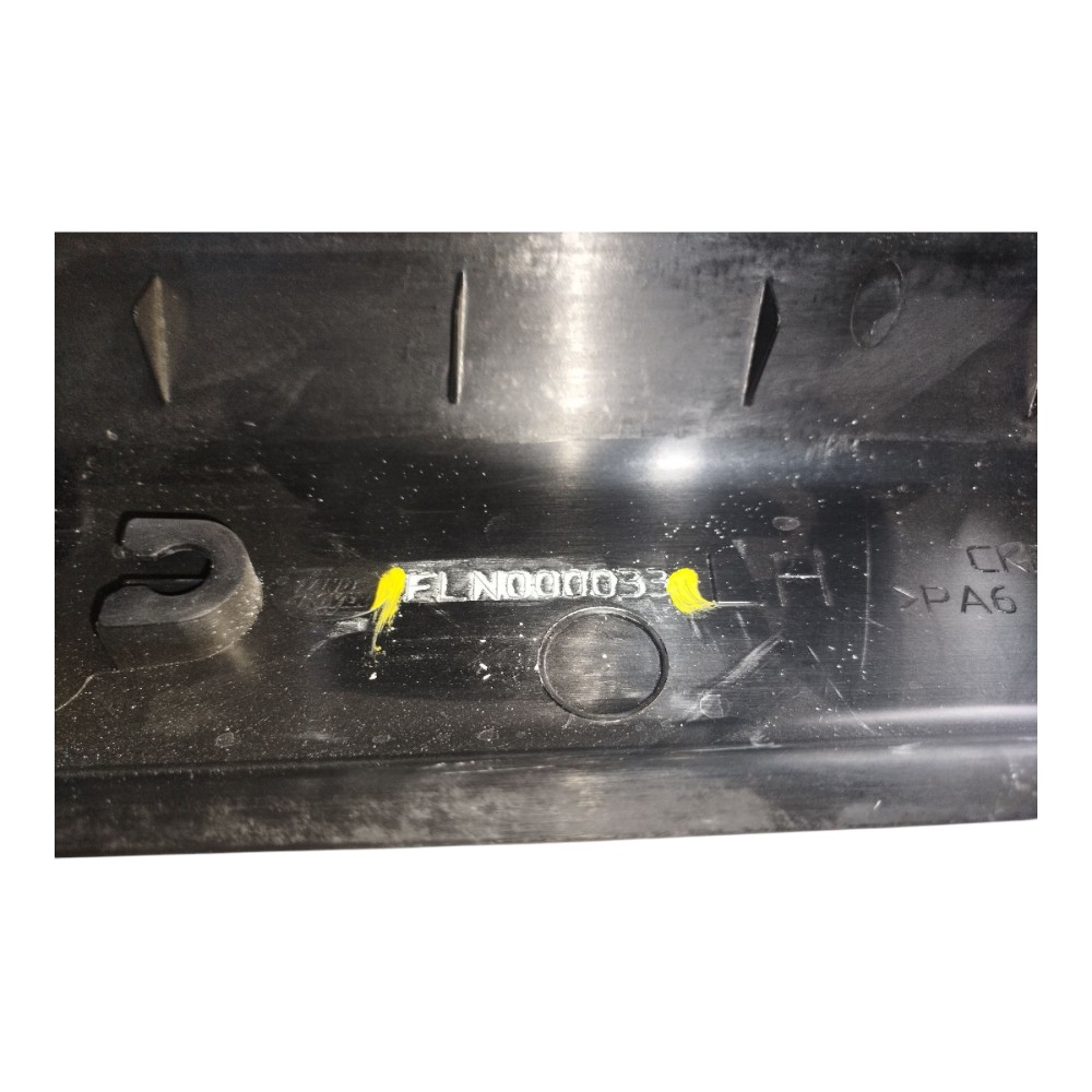 Moldura Porta Traseira Esq Land Rover Discovery 3 2007 V635 7