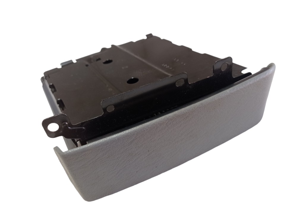 Porta Copos Chrysler Grand Caravan 2005 V368 2